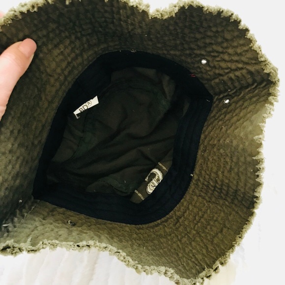 Colorado Rockies Army Green Bucket Hat! - Picture 5 of 6